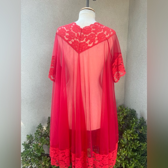 Vintage LeVoy’s red sheer robe lingerie lace heart buttons OS - Picture 4 of 13